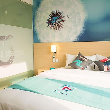 Pai Hotel Yuxi Tonghai Екстер'єр фото