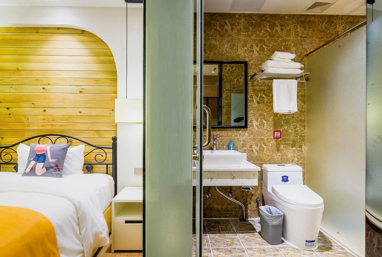 Pai Hotel Yuxi Tonghai Екстер'єр фото