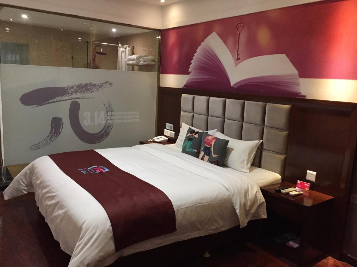 Pai Hotel Yuxi Tonghai Екстер'єр фото