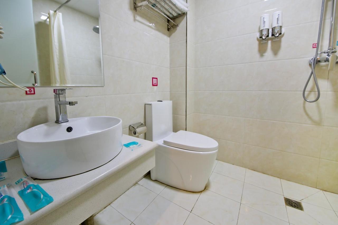Pai Hotel Yuxi Tonghai Екстер'єр фото